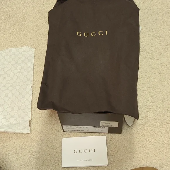 Gucci Guccisima Soft Light Camel Flats - Picture 9 of 11